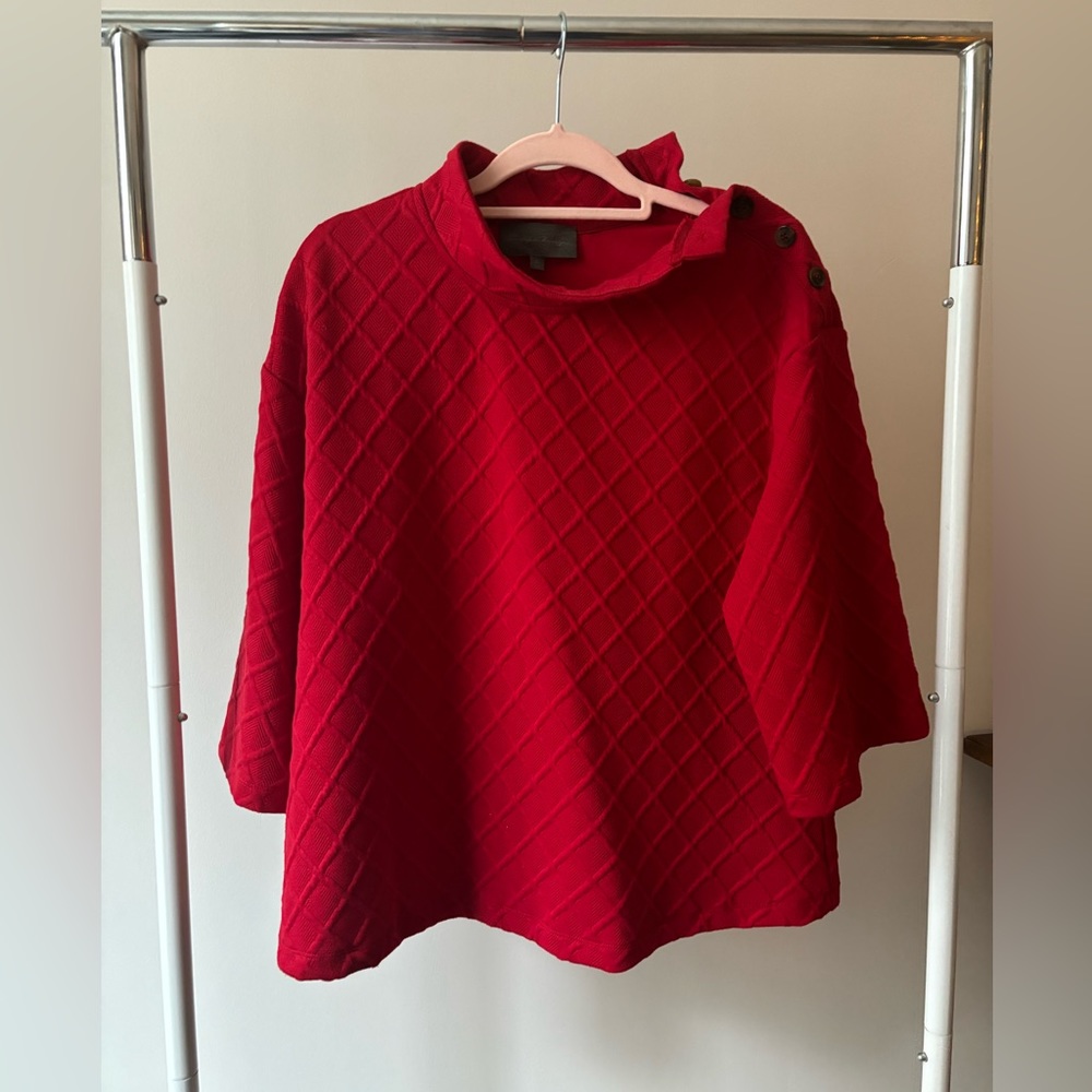 Talbots - Red quilted top with shoulder buttons - XL